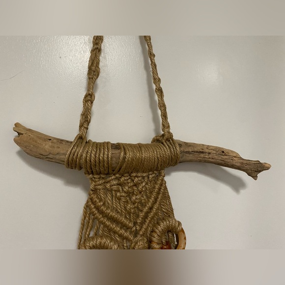 Handmade Macrame Owl (hemp and driftwood) - Picture 6 of 7